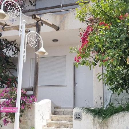 Vila 15 Bougainville Sarandë Exterior foto