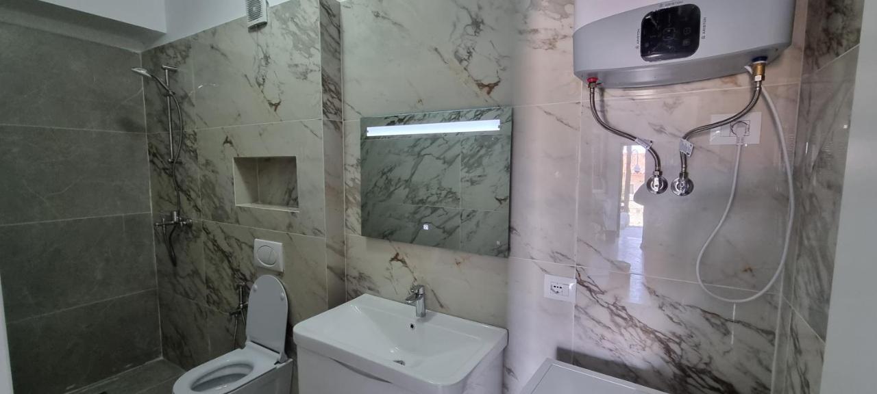 Vila 15 Bougainville Sarandë Exterior foto